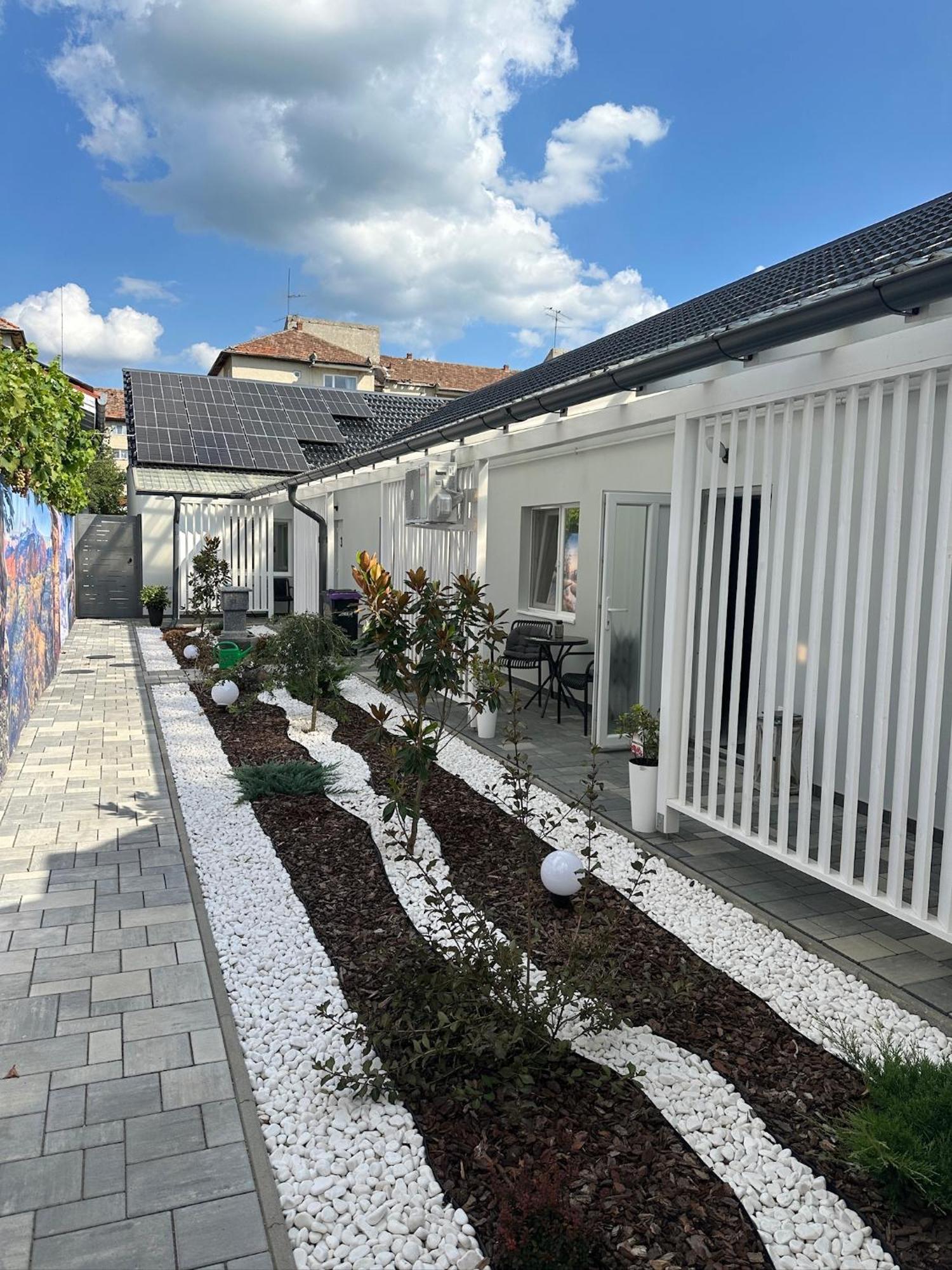 Aparthouse 1 Lugoj Exterior photo